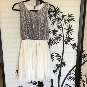 H&M silver sequin tulle dress sz 6 NWOT